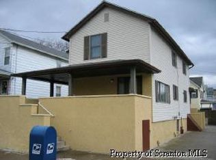 2002 Washburn St, Scranton, PA 18504