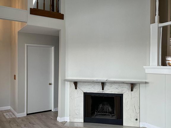2nd image of 1006 Arcadia Ave