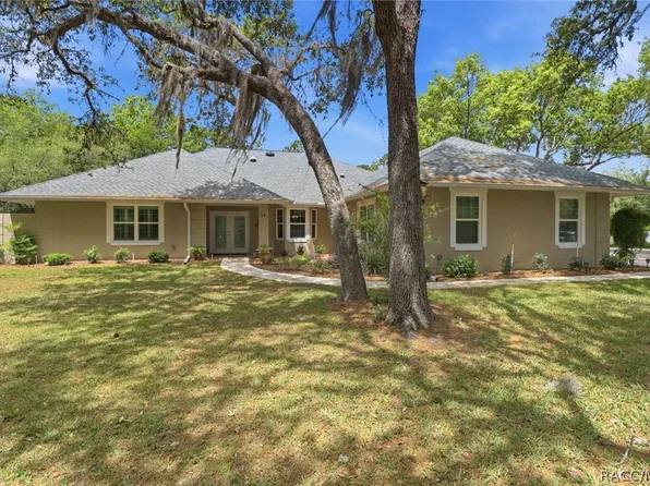 35 Douglas St, Homosassa, FL 34446