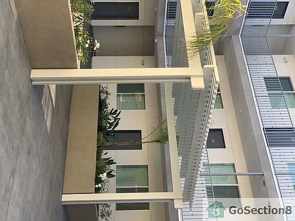 2nd image of 14333 Roscoe Blvd #410