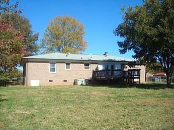 2nd image of 808 Linwood Rd