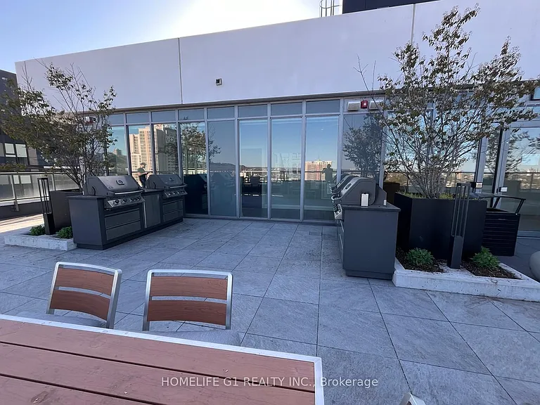 212 King William St #522 — Photo 20