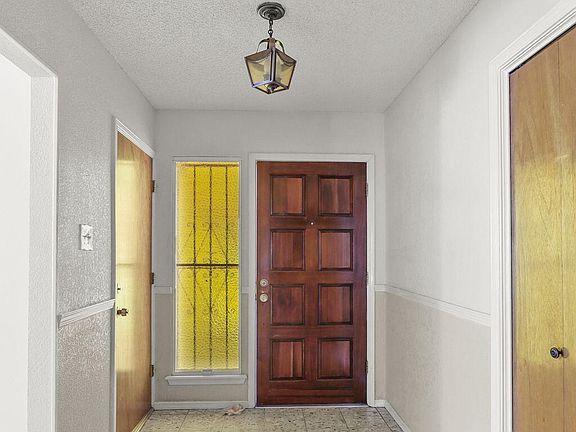 4th image of 1584 Billie Marie Dr