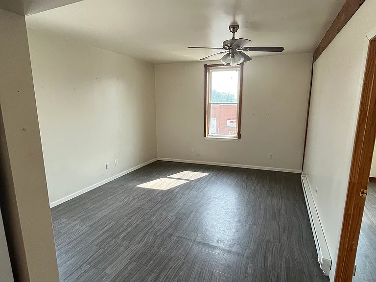 51 N Howard Ave #A — Photo 3
