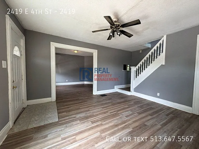 2419 E 4th St #2419 — Photo 3