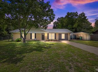306 Forrest Pkwy, Crestview, FL 32539