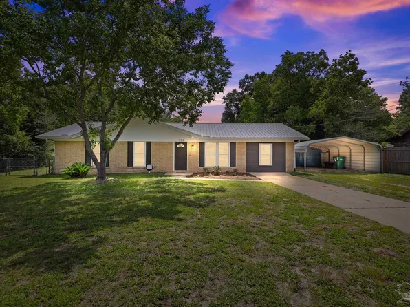 306 Forrest Pkwy, Crestview, FL 32539