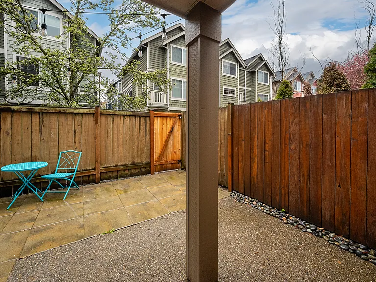 8509 Midvale Ave N #C — Photo 33