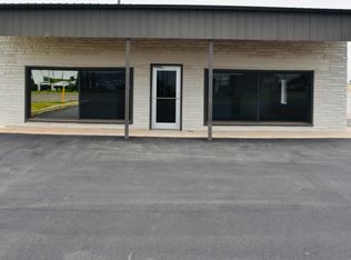 1815 E Broadway St, Altus, OK 73521