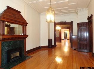 20 Willett St APT 1, Albany, NY 12210