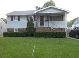 1645 Schrader Ave, Springfield, IL 62702