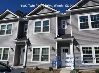 1102 Twin Rivers Dr, Wando, SC 29492