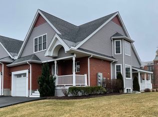 11 Dexter Rd #11, Foxboro, MA 02035