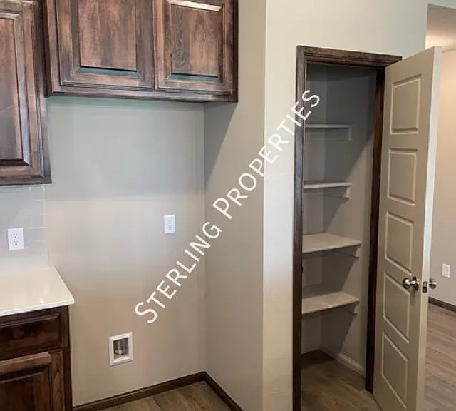 421 Compass Dr — Photo 1