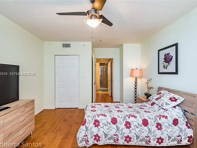 2080 S Ocean Dr #CU-804 — Photo 28