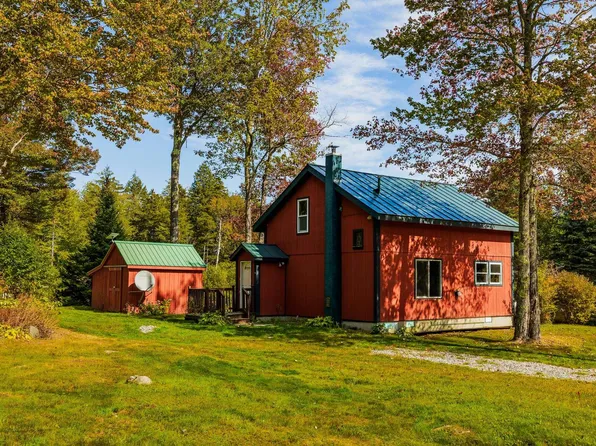 935 Old Manchester Road, Peru, VT 05152