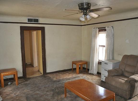 5th image of 2523 Idalia Ave