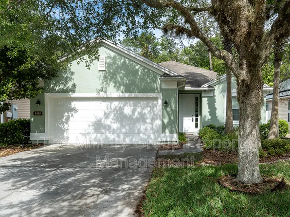 1515 Carpathian Dr, Jacksonville, FL 32218