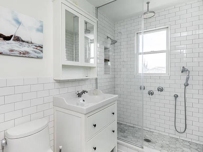 324 Gerard Dr — Photo 14