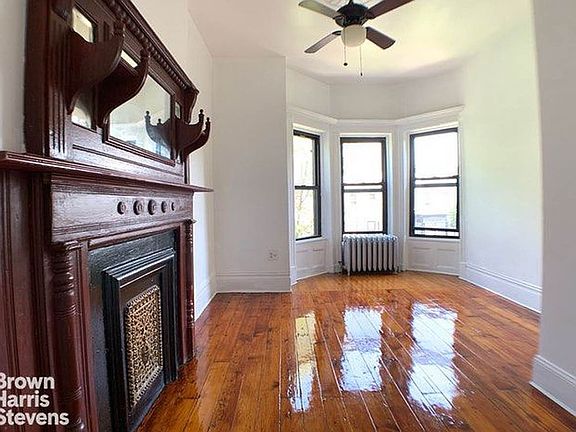 4th image of 123A Halsey St #3