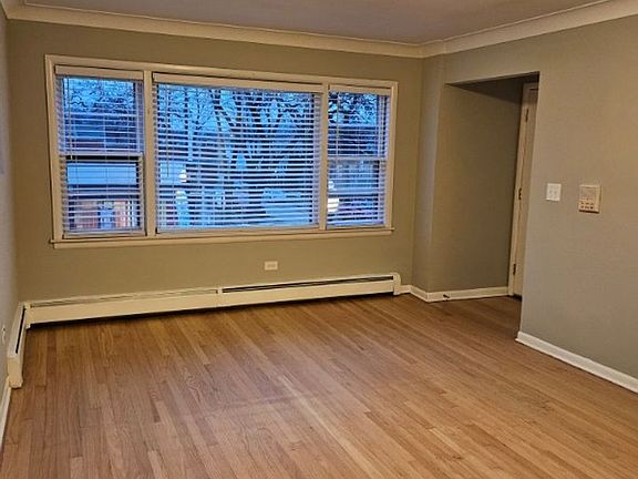 5th image of 5858 W Diversey Ave #2