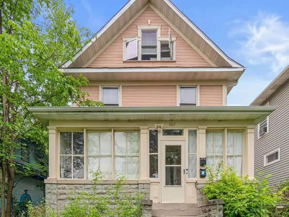 1067 Jessie St, Saint Paul, MN 55130