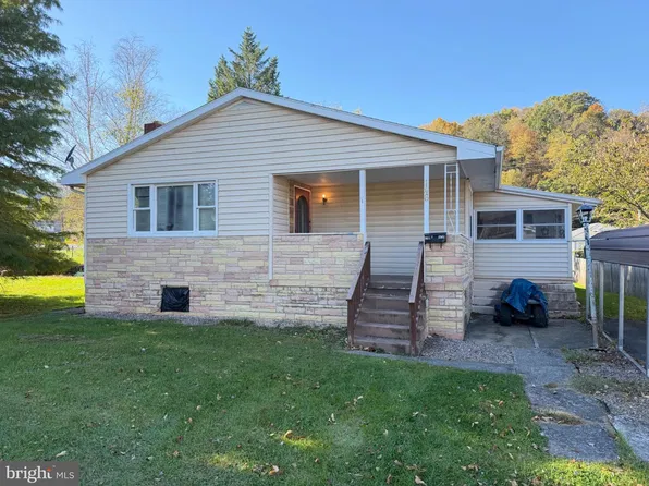 146 S East St, Keyser, WV 26726