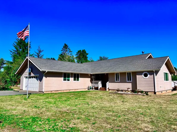 161 Cates Way, Crescent City, CA 95531