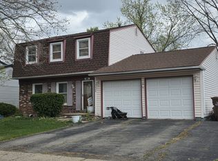 1628 Sheffield Dr, Ypsilanti, MI 48198