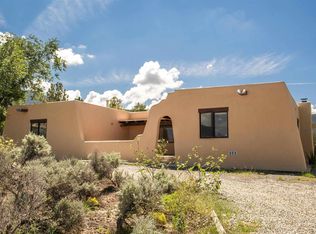 1486 Weimer Rd, Ranchos De Taos, NM 87571