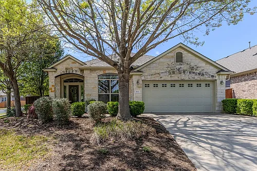 1621 Westmeadow Trl Photo 1