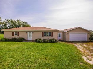 9346 County Road 427, Savannah, MO 64485