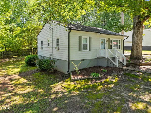 860 Nelson St, Henderson, NC 27536