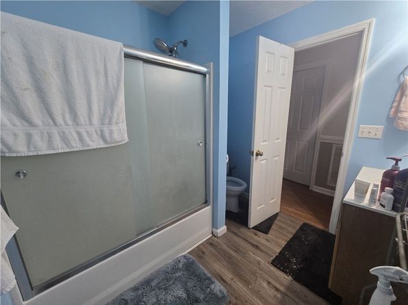 15513 Windbreak Ln, Abingdon, VA 24210