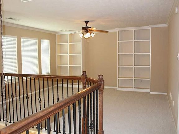5th image of 4915 Taylor Lake Ct