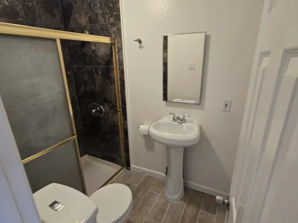 6417 Gifford Ave APT C, Bell Gardens, CA 90201