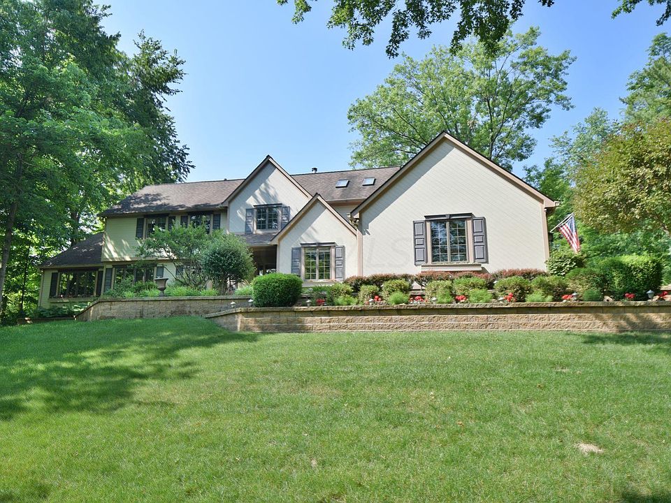 1st image of 4950 Hawthorne Valley Dr