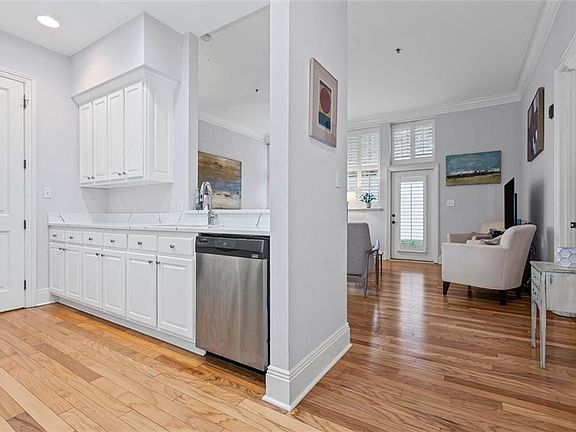 5th image of 753 Saint Francis St APT 1002B