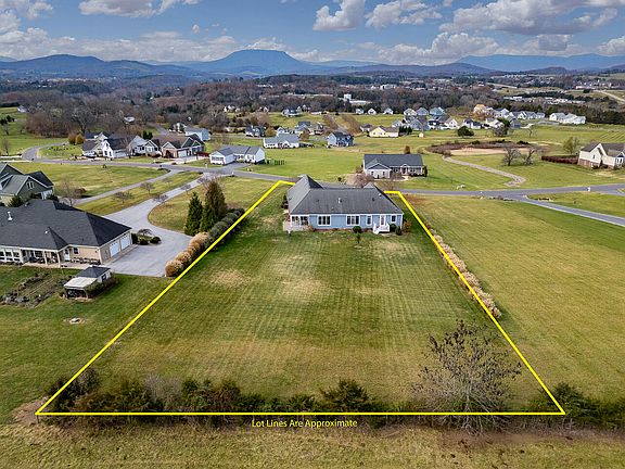 5th image of 120 Lilly Bell Dr