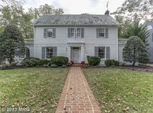 3714 Thornapple St, Chevy Chase, MD 20815