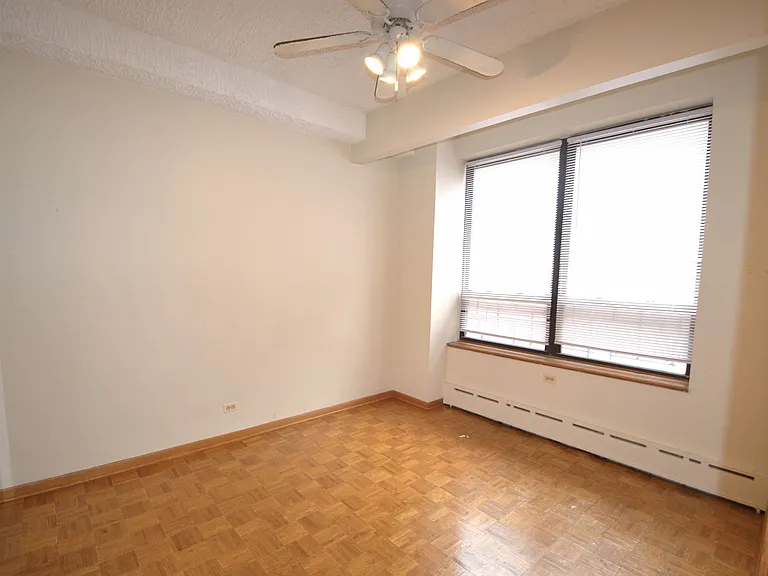 4180 Marine Terrace Apartments — Photo 69