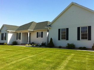 5203 W Parmalee Rd, Middleville, MI 49333