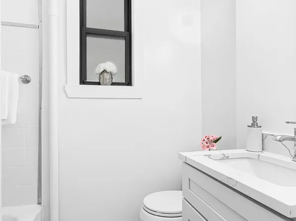 104 East 37th Street 3F image 5 of 5