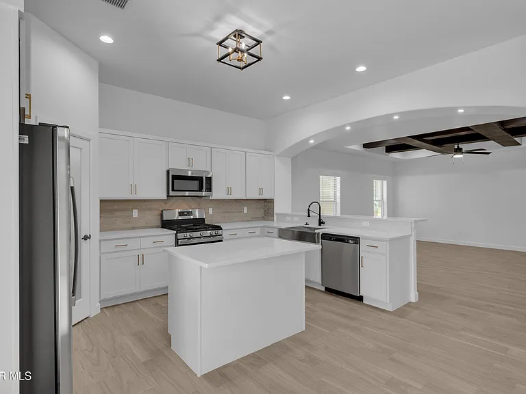 781 Cedarwood Ave — Photo 20