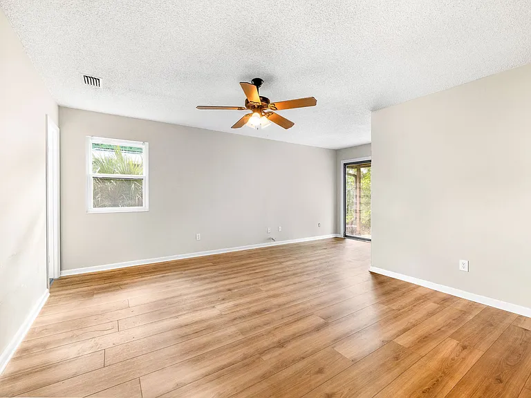 119 Palm Valley Woods Dr — Photo 23
