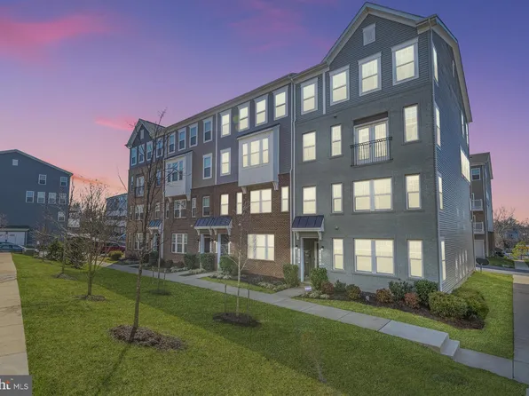 2728 Duvall Ridge Rd, Landover, MD 20785