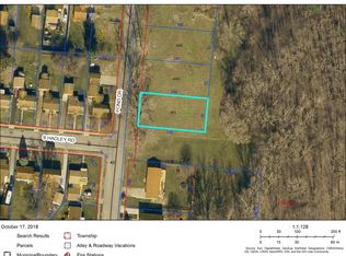 1820 Pond Dr, Springfield, OH 45505