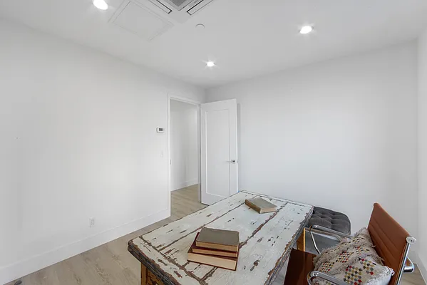 Rented by Nest Seekers International | media 14