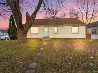 28884 Wexford Dr, Warren, MI