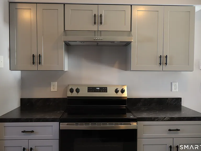 15 Boughton St #4 — Photo 6
